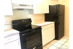 18880 NW 57th Ave APT 303, Hialeah, FL 33015, Sold 06/10/22