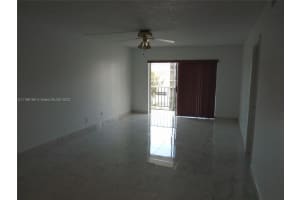 220 SW 9th Ave APT 416, Hallandale Beach, FL 33009, Sold 05/26/22