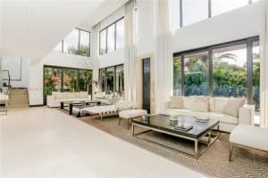 730 N Mashta Dr, Key Biscayne, FL 33149, Sold 05/20/22