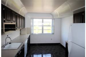 2851 NE 183rd St #402e, Aventura, FL 33160, Sold 05/16/22