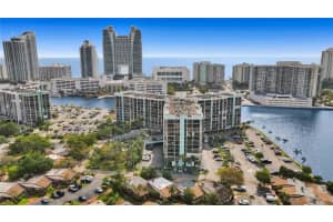 200 Leslie Dr APT 310, Hallandale Beach, FL 33009, Sold 06/02/22