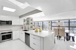 200 Leslie Dr APT 310, Hallandale Beach, FL 33009, Sold 06/02/22