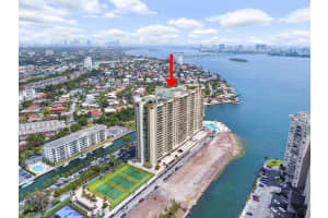 1800 NE 114th St Apt 2208, Miami, FL 33181, Sold 06/21/22
