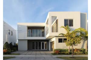 10061 NW 77th St, Doral, FL 33178, Sold 05/24/22