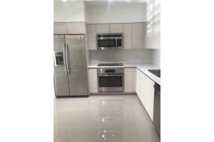 4250 Biscayne Blvd APT 812, Miami, FL 33137, Sold 05/19/22