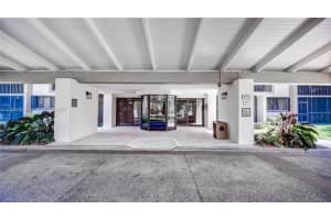 9735 NW 52nd St APT 404, Doral, FL 33178, Sold 05/31/22