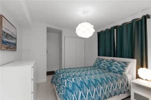 201 178th Dr APT 430, Sunny Isles Beach, FL 33160, Sold 06/01/22
