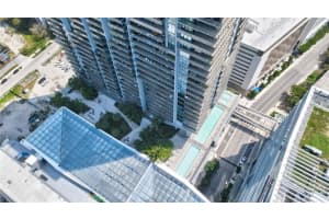 68 SE 6th St Apt 3011, Miami, FL 33131, Sold 06/15/22