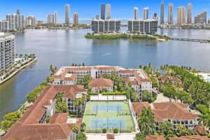 3165 NE 184th St APT 6102, Aventura, FL 33160, Sold 06/04/22