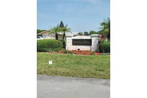 6831 NW 28th St, Sunrise, FL 33313, Sold 05/17/22