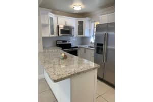 11751 SW 18th St APT 4, Miami, FL 33175, Sold 05/27/22
