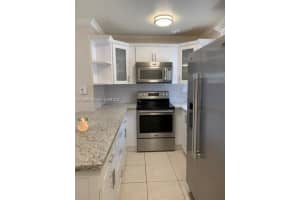 11751 SW 18th St APT 4, Miami, FL 33175, Sold 05/27/22
