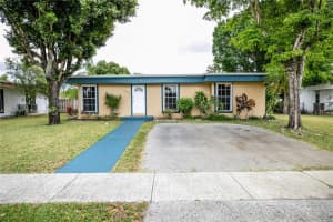 7702 NW 75th Ave, Tamarac, FL 33321, Sold 05/17/22