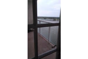 1301 NE Miami Gardens Dr #1402w, Miami, FL 33179, Sold 05/19/22