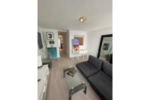 911 Meridian Ave APT 102, Miami Beach, FL 33139, Sold 07/13/22