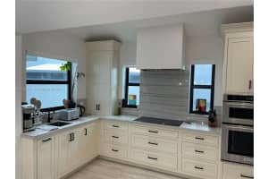 318 Poinciana Island Dr #810, Sunny Isles Beach, FL 33160, Sold 06/10/22