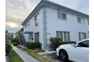 7516 E Treasure Dr #1, North Bay Village, FL 33141, Sold 07/07/22