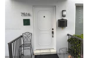 7516 E Treasure Dr #1, North Bay Village, FL 33141, Sold 07/07/22