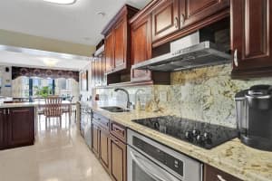 200 Diplomat Pkwy APT 332, Hallandale Beach, FL 33009, Sold 05/20/22