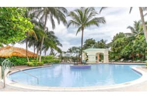 19501 W Country Club Dr APT 313, Aventura, FL 33180, Sold 05/23/22