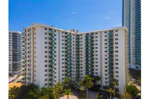 3001 S Ocean Dr APT 1237, Hollywood, FL 33019, Sold 01/09/23