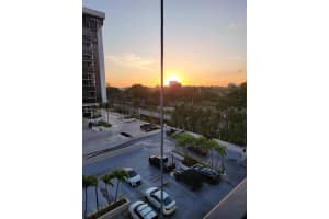 1901 Brickell Ave APT B606, Miami, FL 33129, Sold 05/20/22