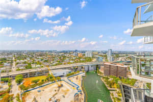 185 SW 7th St APT 2800, Miami, FL 33130, Sold 05/04/22