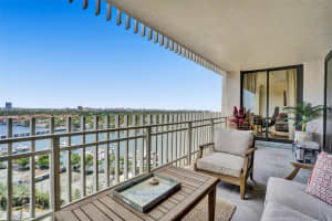 3 Grove Isle Dr C1606, Miami, FL 33133, Sold 05/27/22