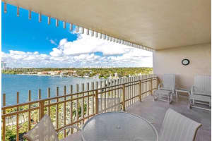 1 Grove Isle Dr A1108, Miami, FL 33133, Sold 06/01/22