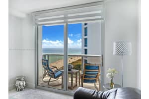 6039 Collins Ave APT 1624, Miami Beach, FL 33140, Sold 06/17/22