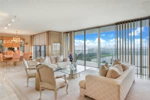 20281 E Country Club Dr APT 1115, Aventura, FL 33180, Sold 08/16/22