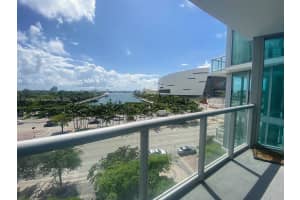 888 Biscayne Blvd APT 409, Miami, FL 33132, Sold 05/16/22