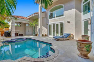 3935 194th Trl, Golden Beach, FL 33160, Sold 05/25/22