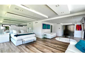 1025 Diplomat Pkwy, Hollywood, FL 33019, - MLS#A11187877