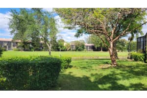 9839 Costa Del Sol Blvd e 104, Doral, FL 33178, Sold 05/22/22