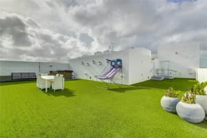 400 Sunny Isles Blvd, Sunny Isles Beach, FL 33160, Sold 07/28/22