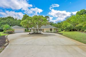 1938 SW Winners Dr, Palm City, FL 34990, Sold 06/30/22