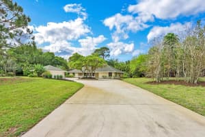 1938 SW Winners Dr, Palm City, FL 34990, Sold 06/30/22