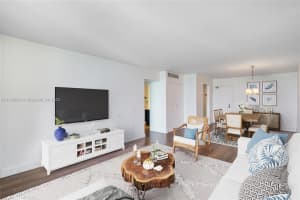 800 West Ave APT 629, Miami Beach, FL 33139, Sold 05/23/22