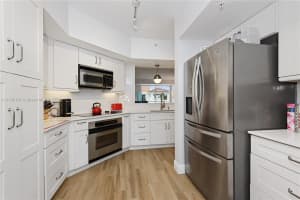 140 Meridian Ave APT 336, Miami Beach, FL 33139, Sold 05/20/22