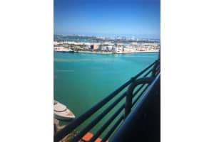 335 S Biscayne Blvd #3000, Miami, FL 33131, Sold 06/30/22