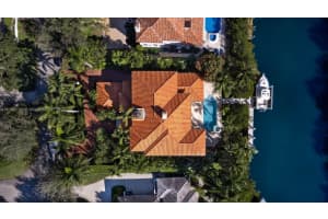 152 Paloma Dr, Coral Gables, FL 33143, Sold 05/31/22