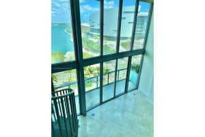 888 Biscayne Blvd APT 705, Miami, FL 33132, Sold 06/22/22