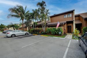 4203 S Pine Island Rd #4203, Davie, FL 33328, Sold 05/25/22