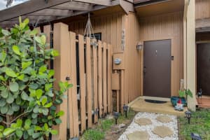 4203 S Pine Island Rd #4203, Davie, FL 33328, Sold 05/25/22