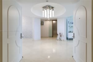 18911 Collins Ave APT 2904, Sunny Isles Beach, FL 33160, Sold 06/07/22