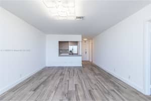 13499 Biscayne Blvd PH 1701, North Miami, FL 33181, Sold 05/23/22