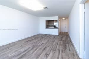 13499 Biscayne Blvd PH 1701, North Miami, FL 33181, Sold 05/23/22