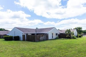 807 NE 214th Ln APT 3, Miami, FL 33179, Sold 05/27/22