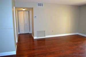 10415 N Kendall Dr APT B113, Miami, FL 33176, Sold 06/08/22